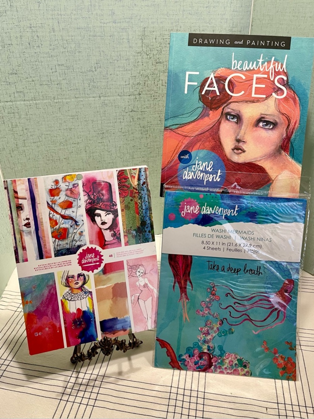 NEW JANE DAVENPORT MIXED MEDIA BUNDLE WITH BEAUTIFUL FACES BOOK AND PAPER PAD